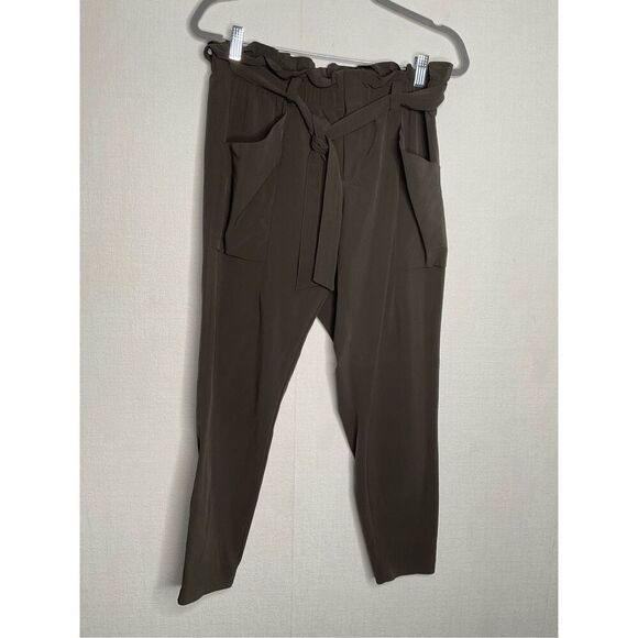 ATHLETA Skyline Belted Paper Bag Tie Waist Jogger Pants Travel Arbor Green Sz 10 - Picture 3 of 9